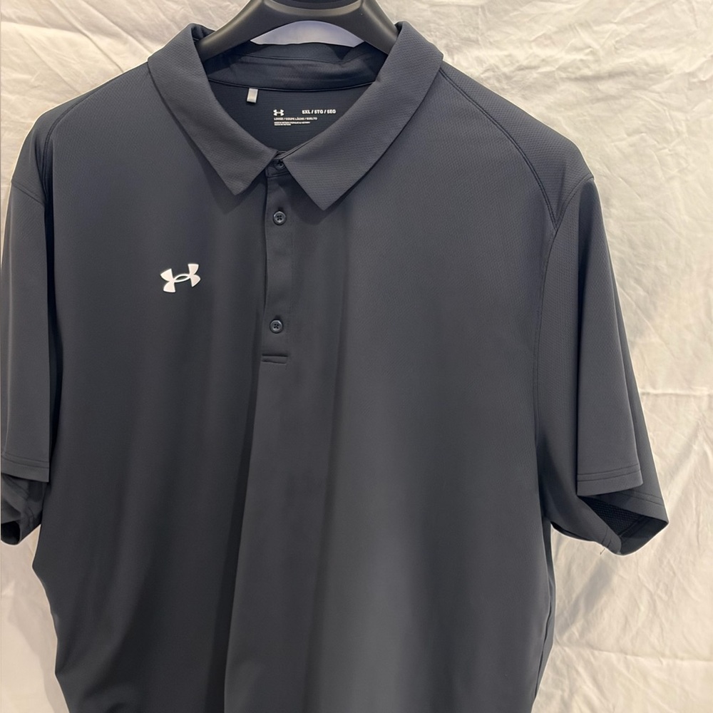 Under Armour Men's Dark Gray Polo Shirt